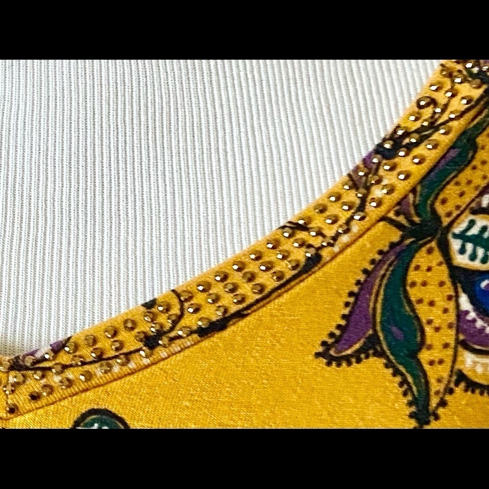 EUC-Westport Floral V-Neck Blouse - Picture 4 of 10